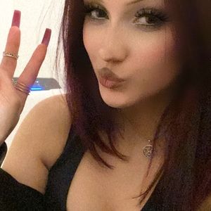 Meet your Posher, Isabella